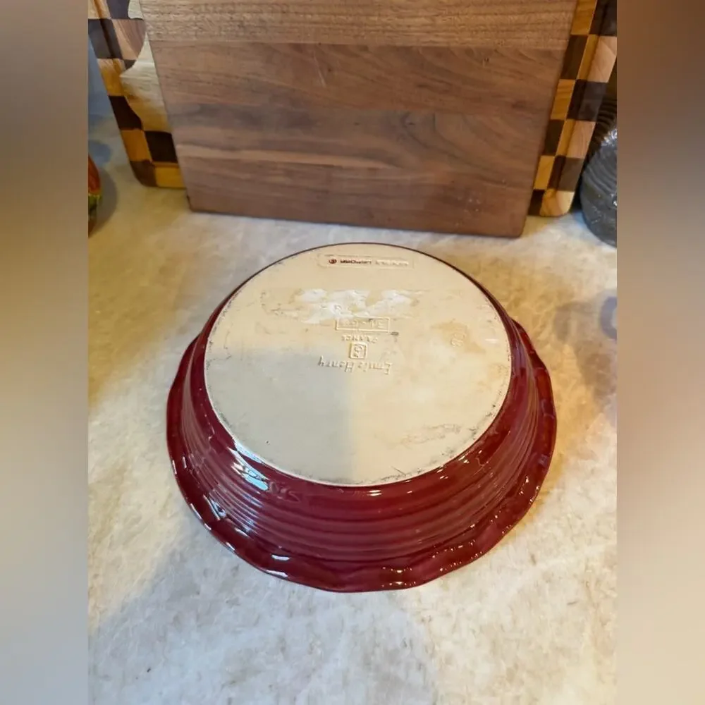 Emile Henry France stoneware ruffled pie dish